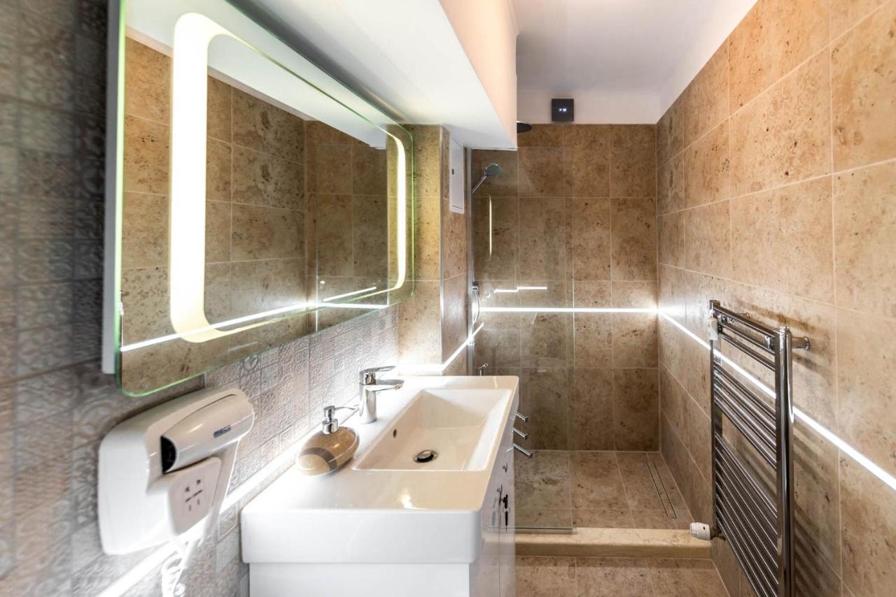 La Nueve Suite Брашов Экстерьер фото